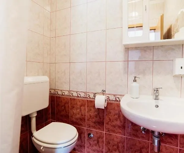 Apartman By The Sea - Crikvenica - 5206 Selce